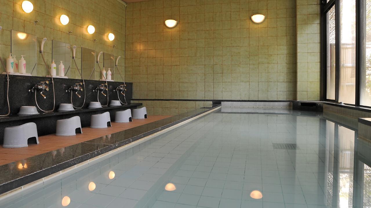 Hotel Ichiraku ฟูกุโอกะ ภายนอก รูปภาพ